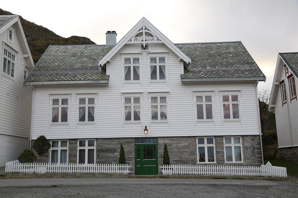 Ferienwohnung Alnes Gard Ålesund Exterior foto